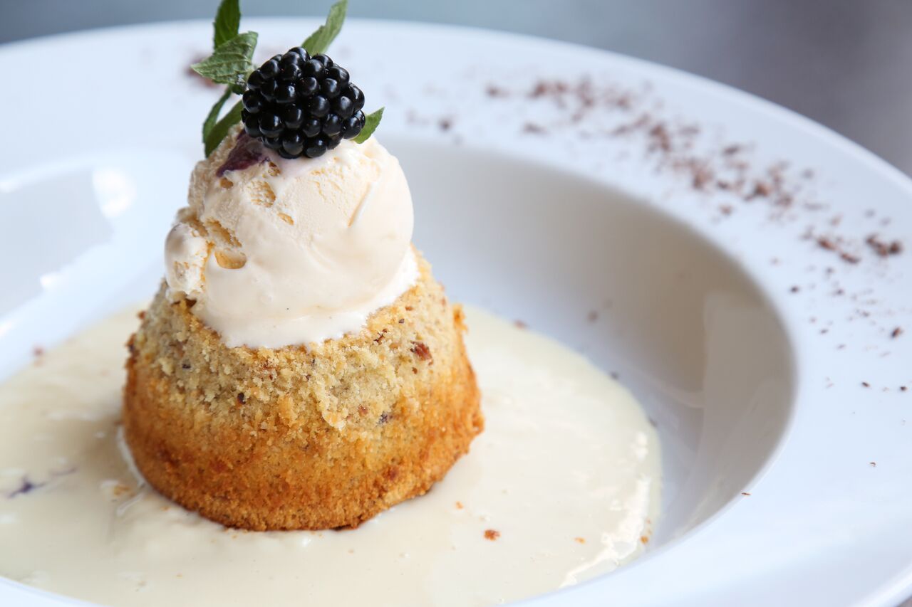 Hazelnut cake