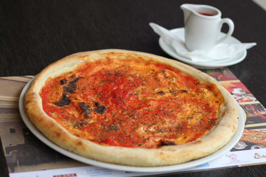 Pica brot crveni