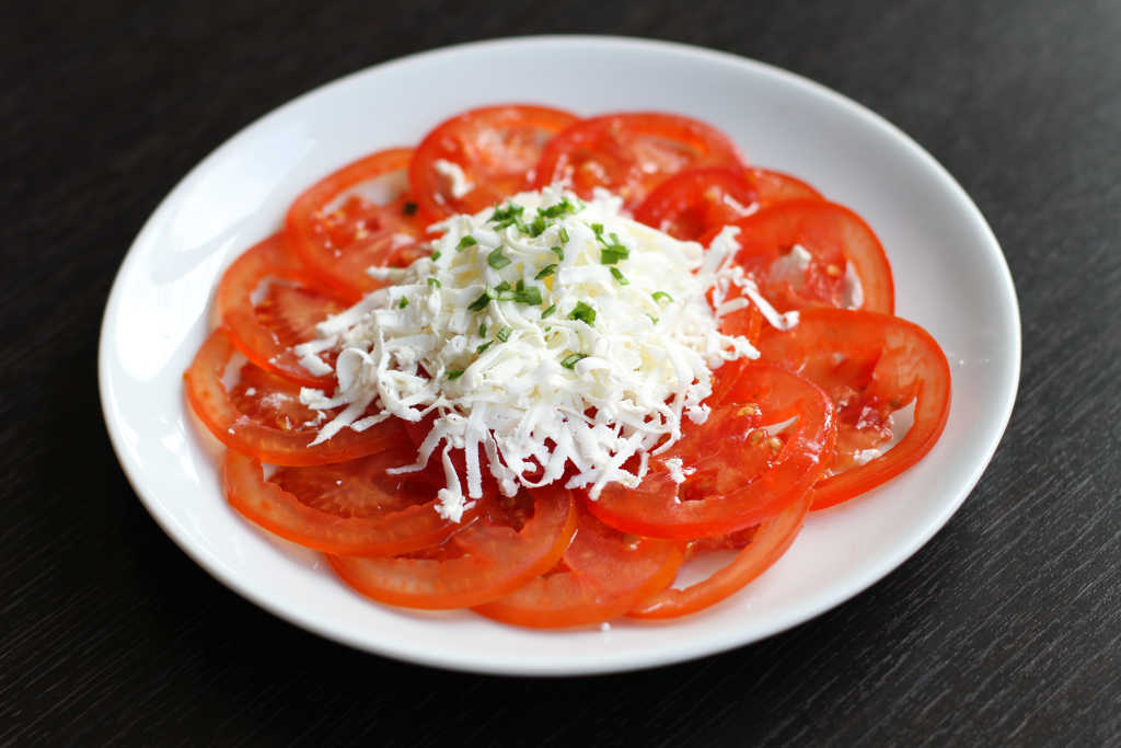 Paradajz salata